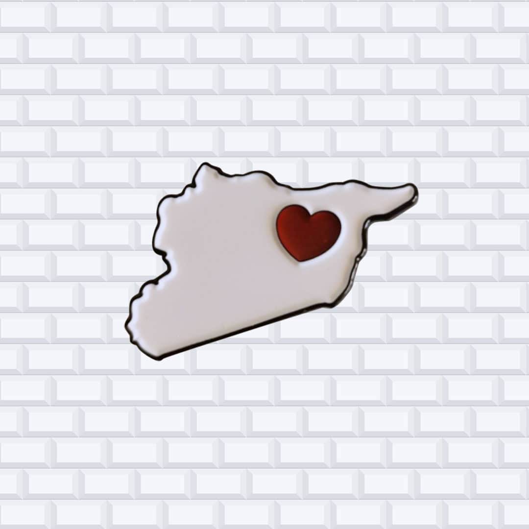 love syria enamel pin