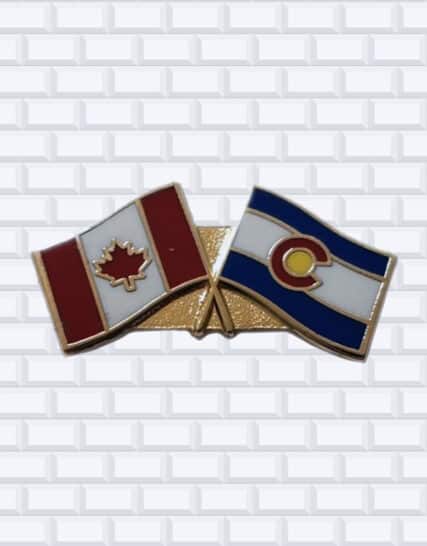 CANADA FLAG Badge émail/pin's 